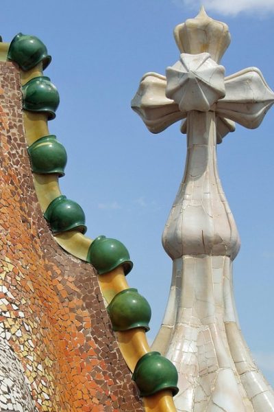 gaudi-591755_640
